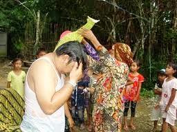 Bapapai tradition in Central Borneo bakumpai5